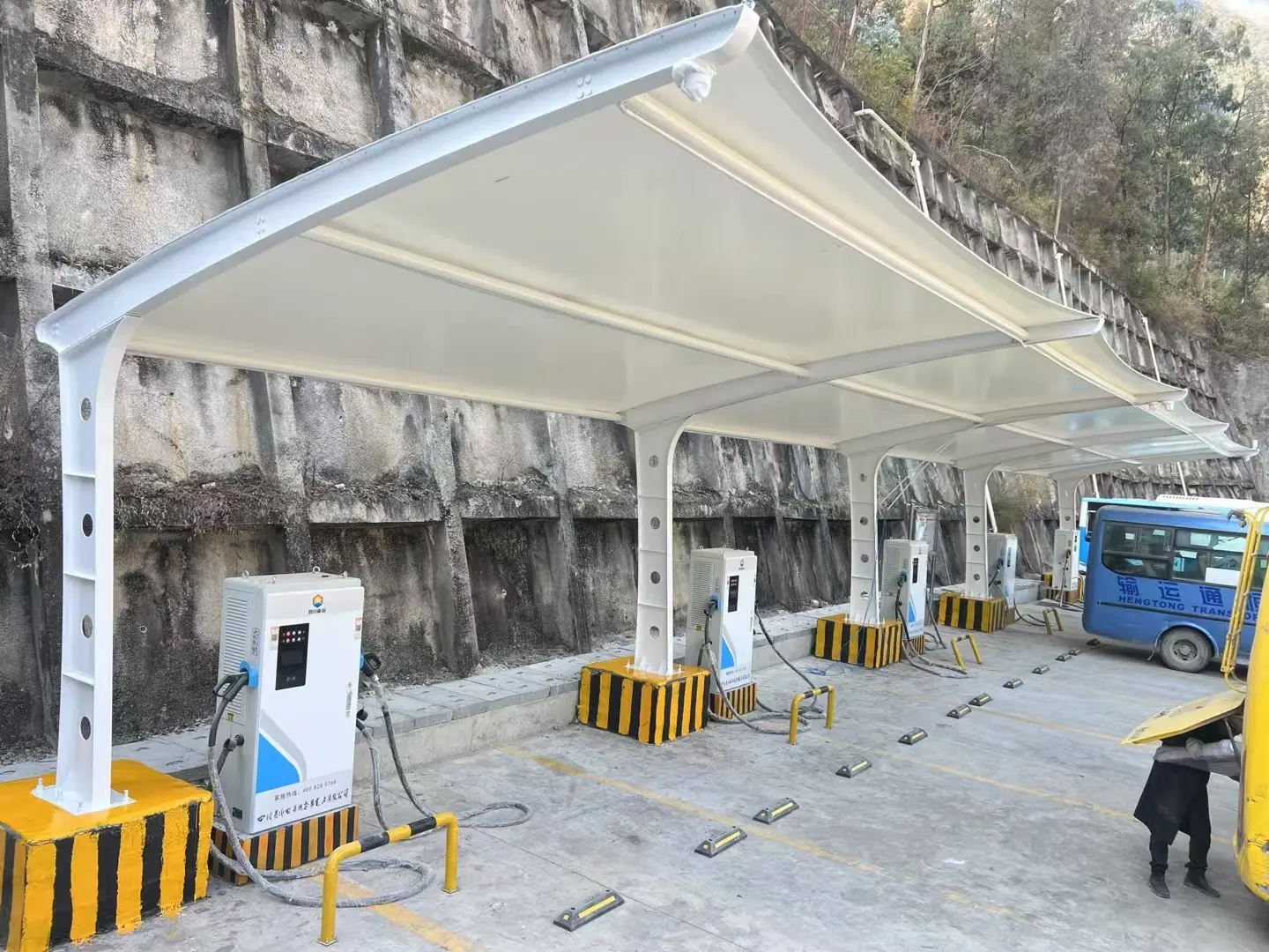 贵州安龙园区停车棚采购：为什么&ldquo;省&rdquo;在前面的钱，最后都花在了后面？